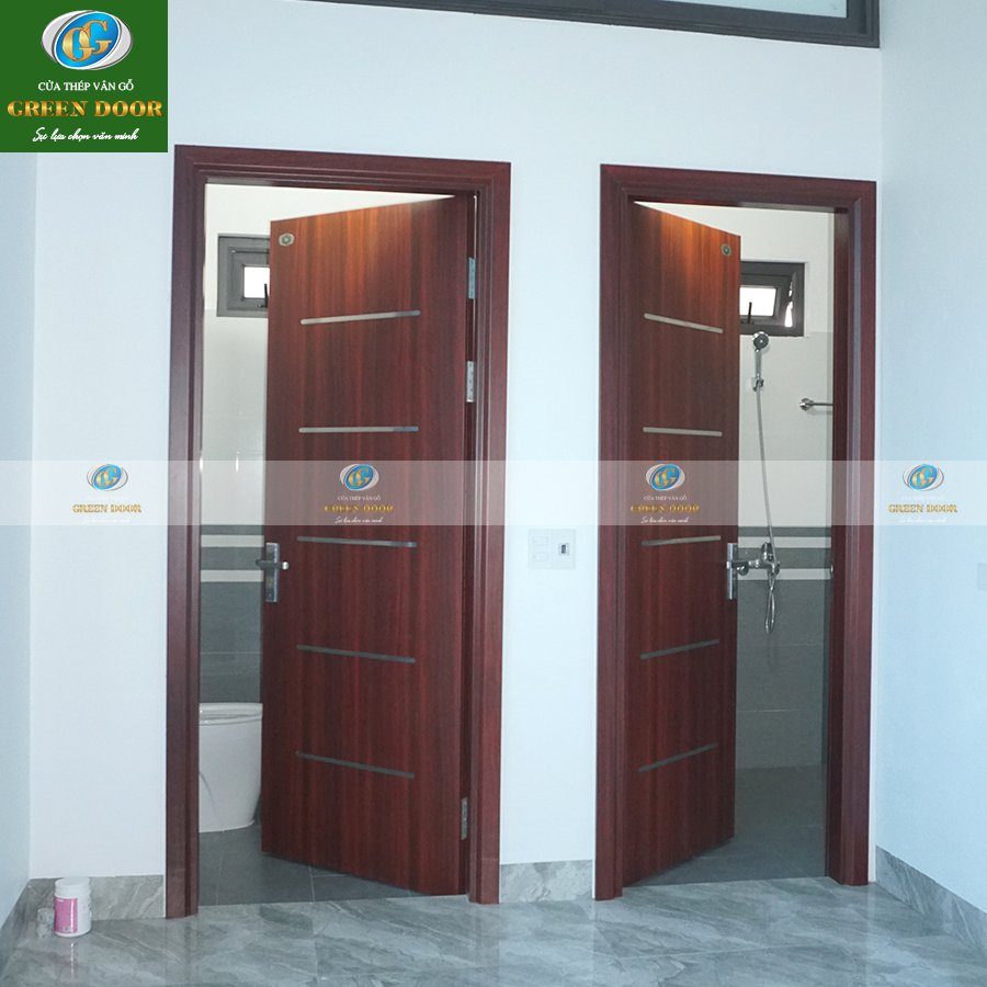 Cửa thép vân gỗ phòng vệ sinh